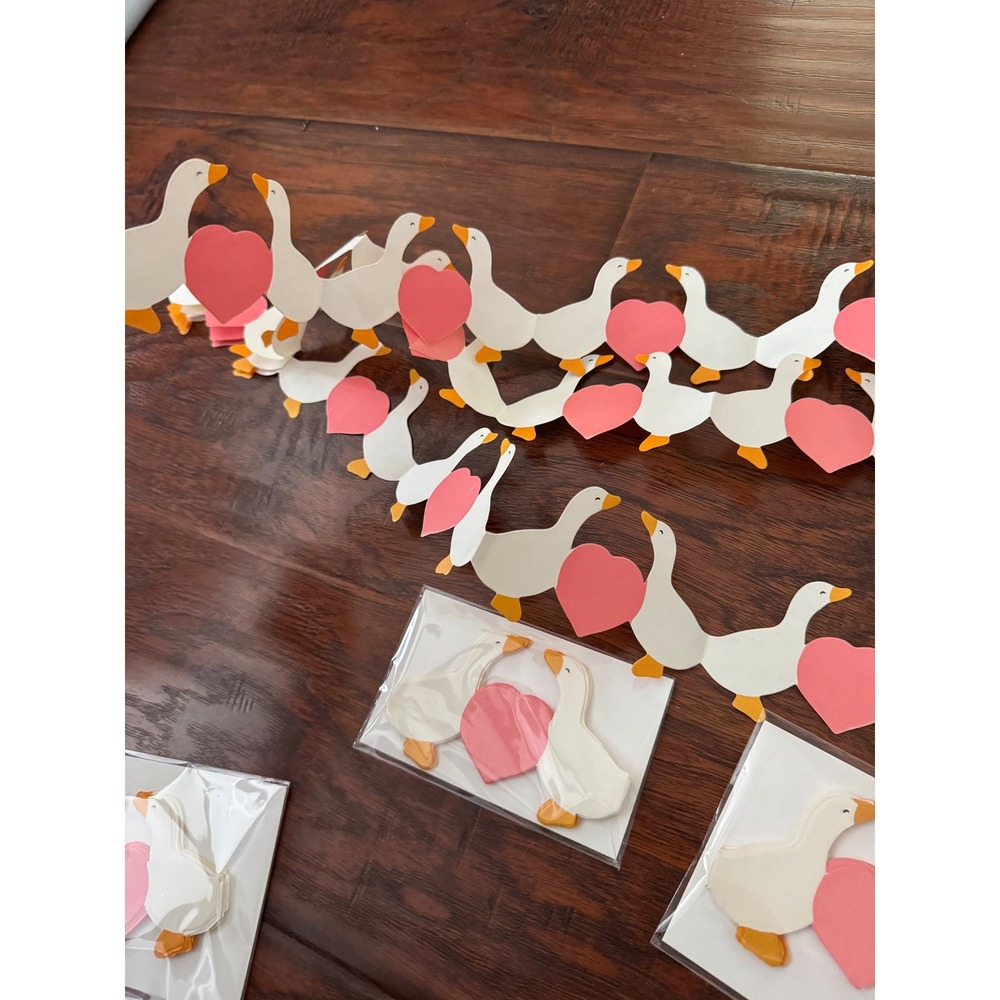 Cottagecore Country Goose Handmade Heart Paper Garland Home Decor Party Supplies - Picture 4 of 5